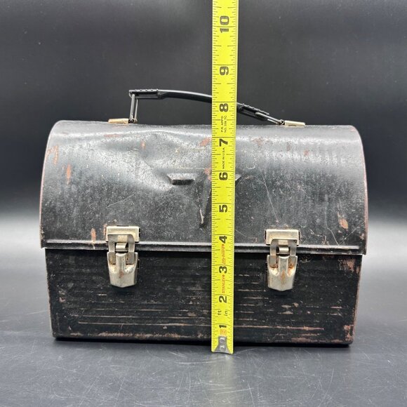 Vintage Thermos V Lunchbox Black Metal USA 1950s Retro Doomed Toolbox Industrial - Picture 15 of 16